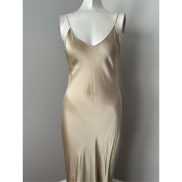 NWOT NILI LOTAN Cami silk-satin gown Sz M $595 - Picture 5 of 12